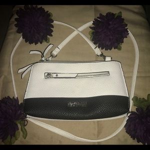 Kenneth Cole Crossbody